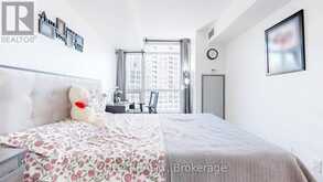 1301 - 215 FORT YORK BOULEVARD Toronto