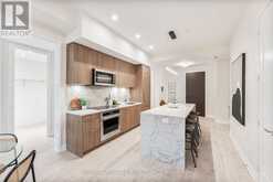 617 - 280 HOWLAND AVENUE Toronto