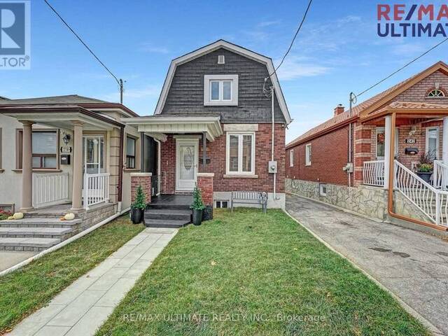 240 ROSETHORN AVENUE Toronto Ontario