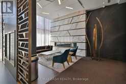 1002 - 151 AVENUE ROAD Toronto