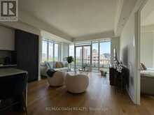 1002 - 151 AVENUE ROAD Toronto