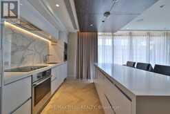 1002 - 151 AVENUE ROAD Toronto