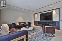 1002 - 151 AVENUE ROAD Toronto