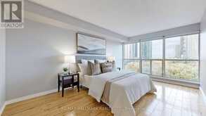 811 - 2261 LAKESHORE BOULEVARD W Toronto