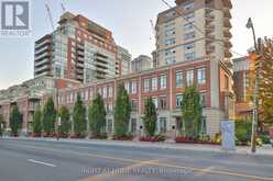 1407 - 900 MOUNT PLEASANT ROAD Toronto