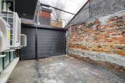 899 DUNDAS STREET W Toronto