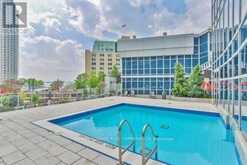 910 - 218 QUEENS QUAY W Toronto