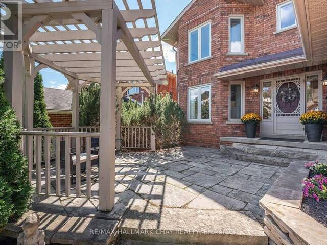 22 THACKERAY CRESCENT Barrie Ontario