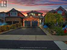 8 LEGACY LANE Brampton