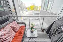 301 - 501 ST. CLAIR AVENUE W Toronto