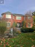 8 RIDELLE COURT Brampton