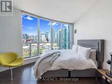 2201 - 218 QUEENS QUAY W Toronto