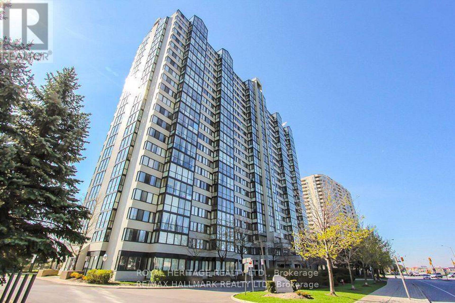 601 - 350 WEBB DRIVE Mississauga