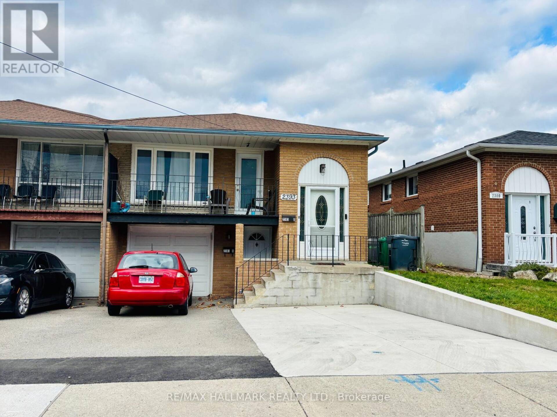 2393 WHALEY DRIVE Mississauga