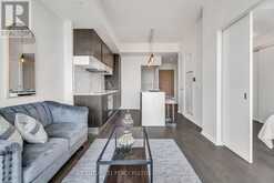 1716 - 8 HILLSDALE AVENUE E Toronto