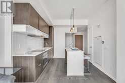 1716 - 8 HILLSDALE AVENUE E Toronto