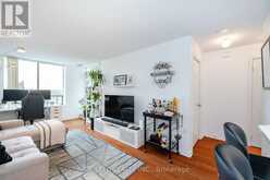 PH13 - 11 ONEIDA CRESCENT Richmond Hill