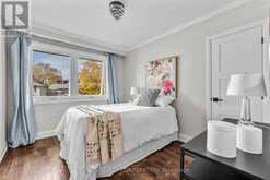 2 ASHMOUNT CRESCENT Toronto