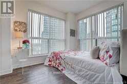 1605 - 7 LORRAINE DRIVE Toronto