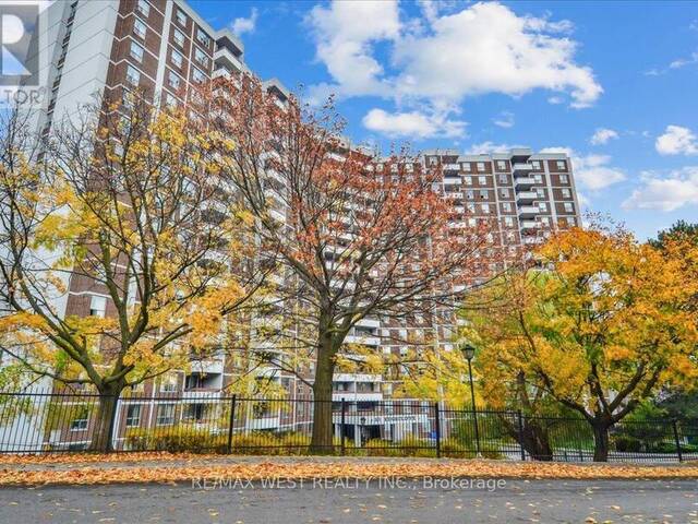 317 - 10 EDGECLIFF GOLFWAY Toronto Ontario