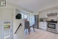 22 - 435 ENGLISH ROSE LANE Oakville