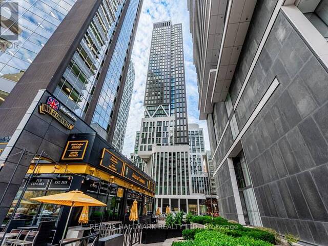 2709 - 238 SIMCOE STREET Toronto Ontario