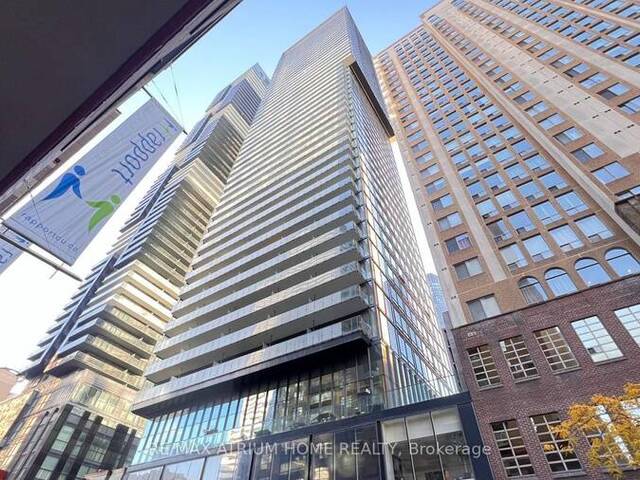 2205 - 15 GRENVILLE STREET Toronto Ontario