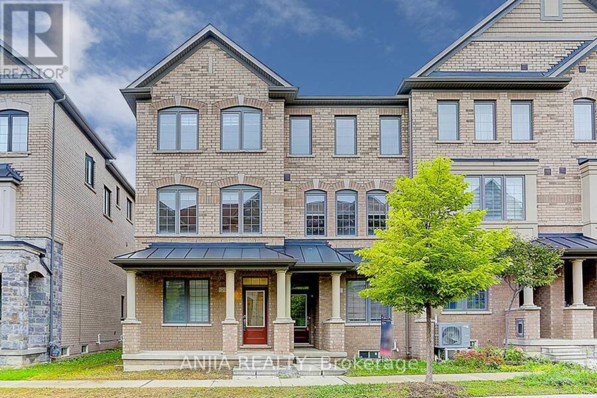 20 ROBERT JOFFRE LEET AVENUE Markham