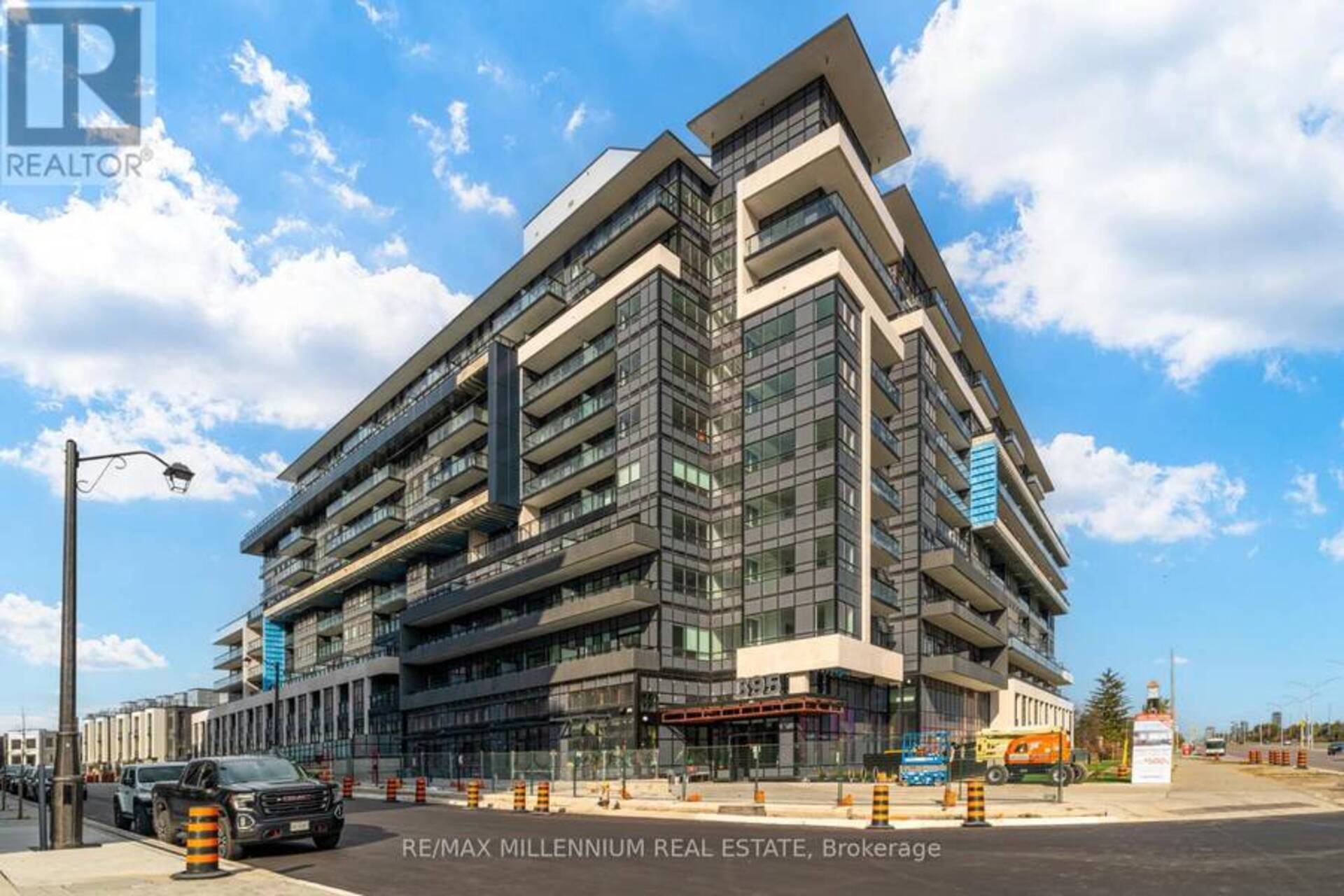 531 - 395 DUNDAS STREET W Oakville