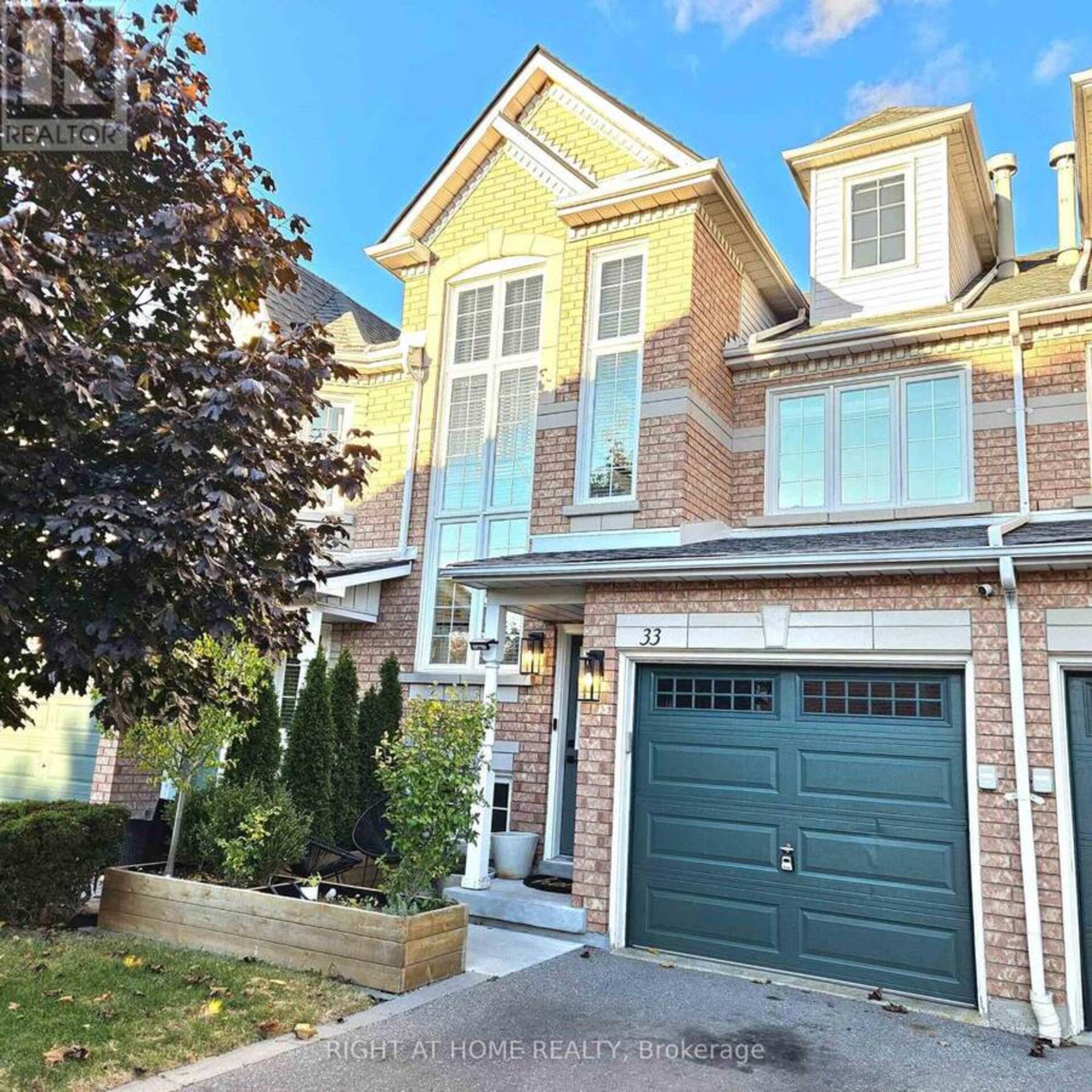 33 - 455 APACHE COURT Mississauga