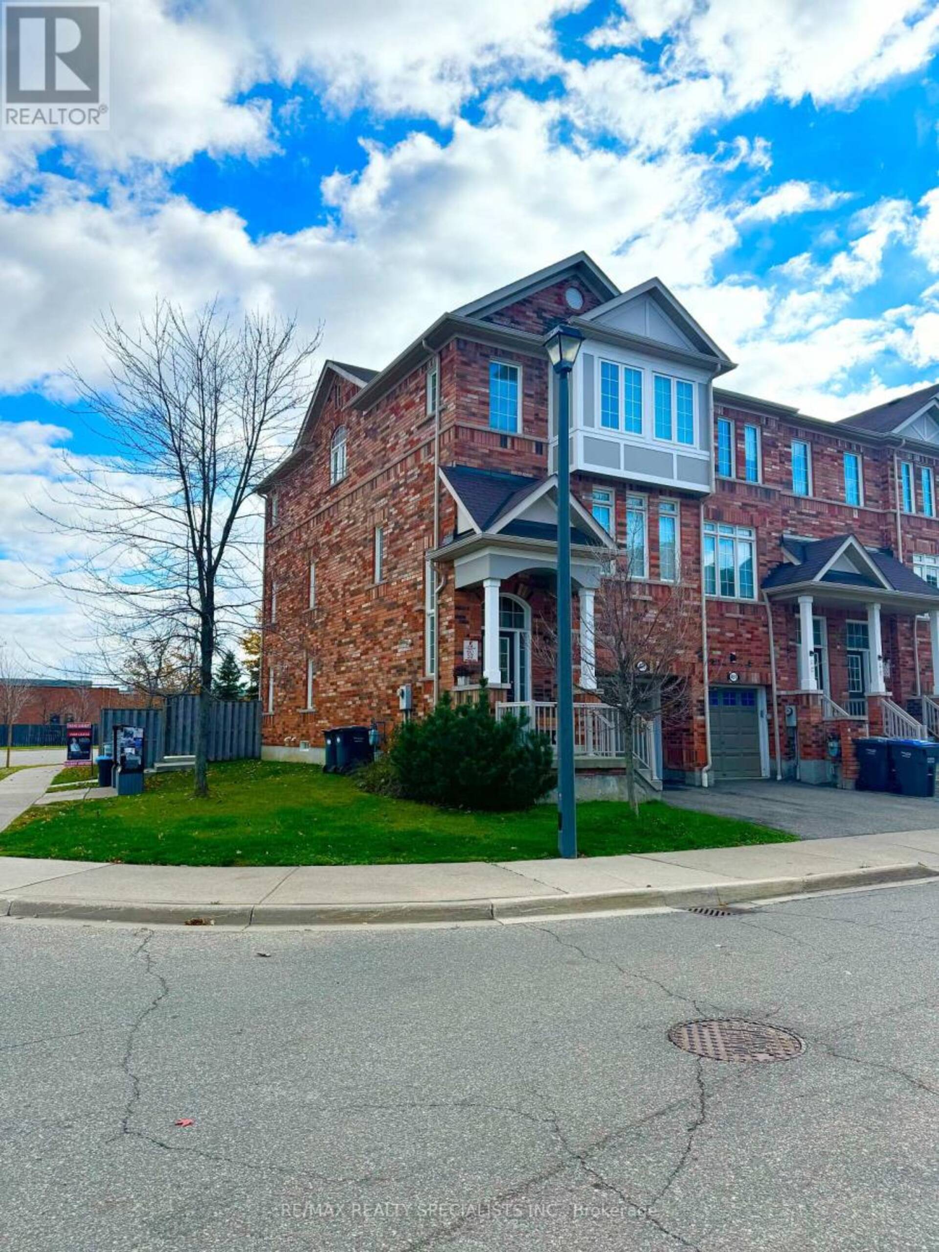 453 ASPENDALE CRESCENT Mississauga