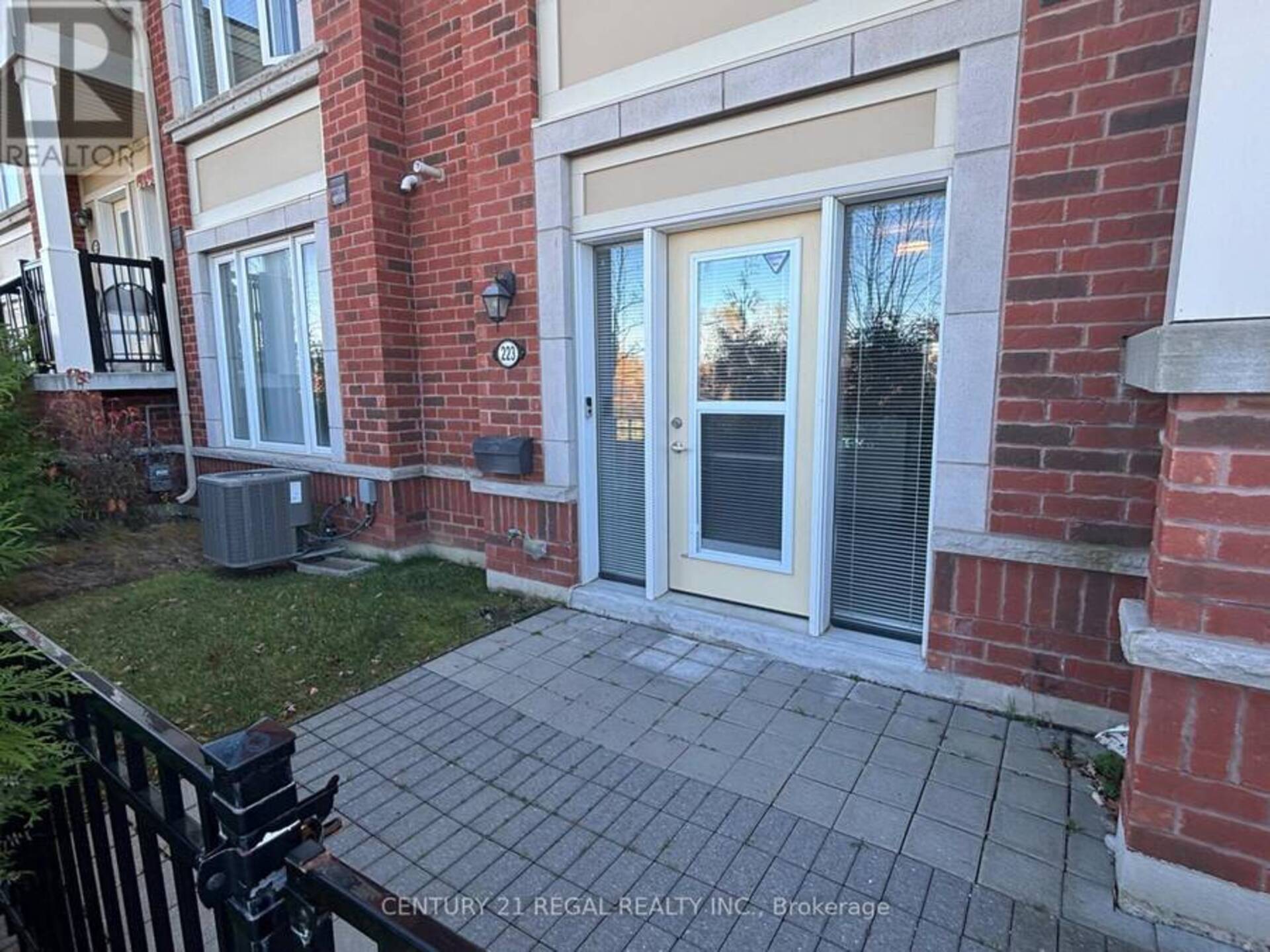 250 SUNNY MEADOW BOULEVARD Brampton