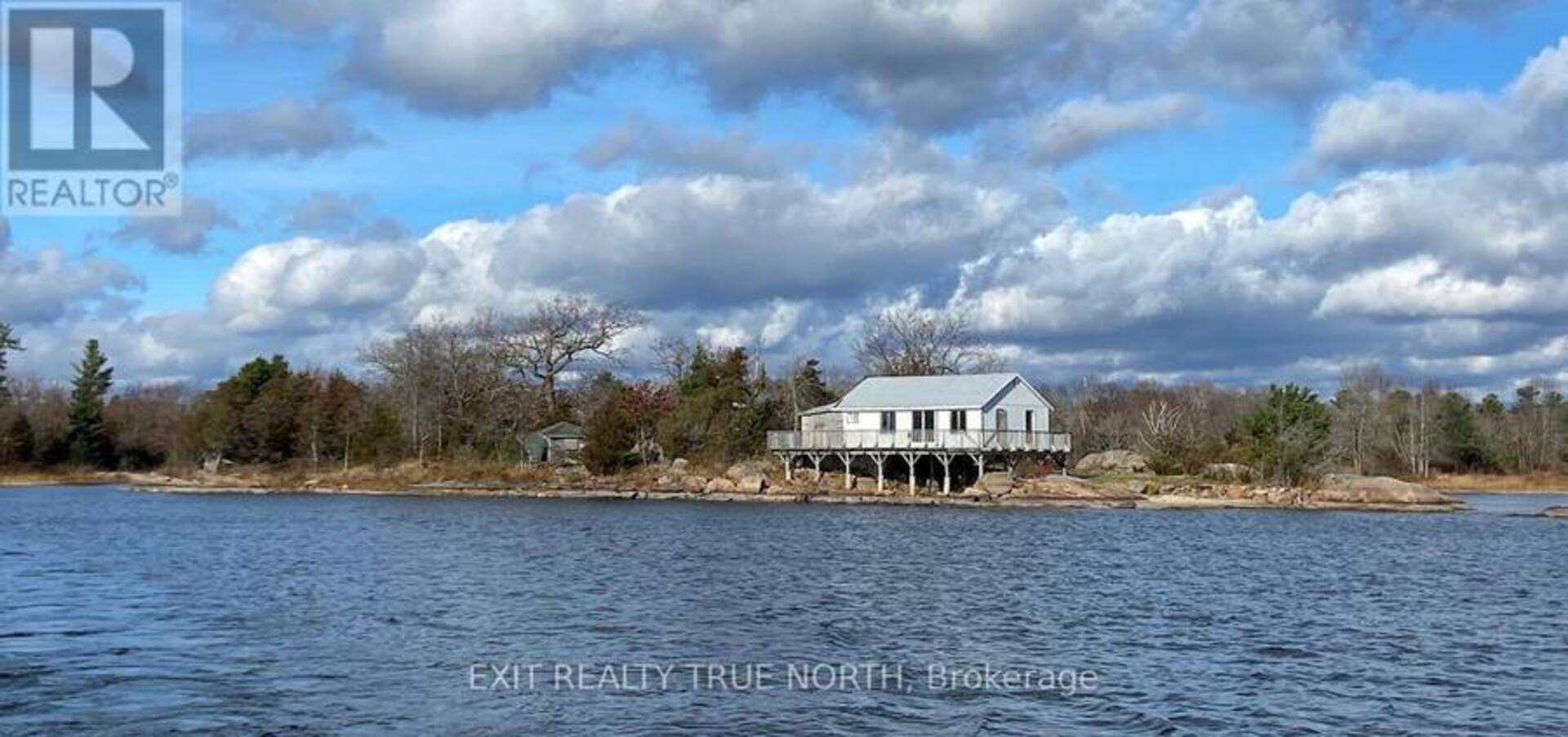 2 IS 320 GEORGIAN Georgian Bay