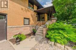 1735 QUEENSTON ROAD Cambridge