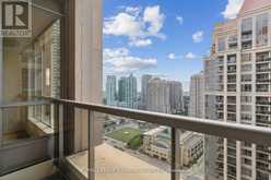 2611 - 4090 LIVING ARTS DRIVE Mississauga