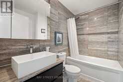 3206 - 15 ICEBOAT TERRACE Toronto