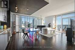 3206 - 15 ICEBOAT TERRACE Toronto