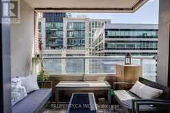 1011 - 270 WELLINGTON STREET W Toronto