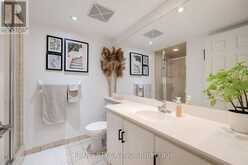 1011 - 270 WELLINGTON STREET W Toronto