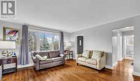 165 OAKRIDGE DRIVE Toronto