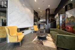 532 - 395 DUNDAS STREET W Oakville