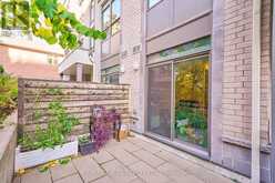 7 - 52 HOLMES AVENUE W Toronto