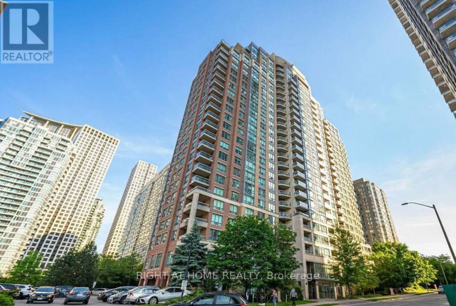 906 - 156 ENFIELD PLACE Mississauga