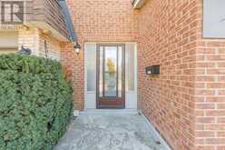 8 - 4192 LONGMOOR DRIVE Burlington