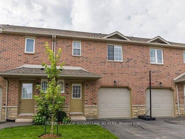 16 - 39 PINEWOODS DRIVE Hamilton Ontario