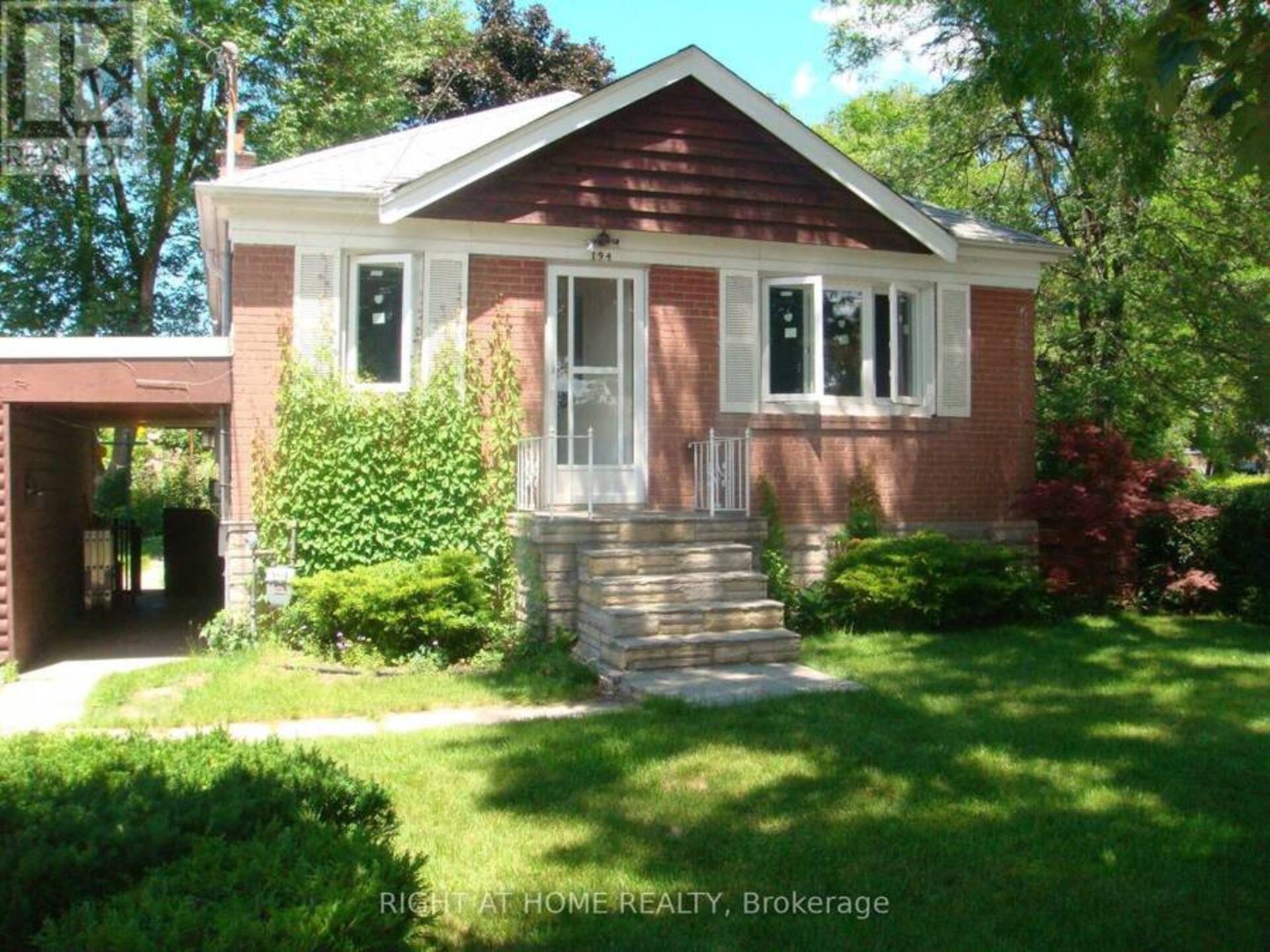 BSMT - 194 HOMEWOOD AVENUE Toronto