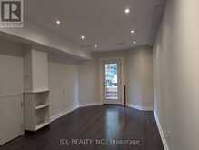 34 SHAFTESBURY AVENUE Toronto