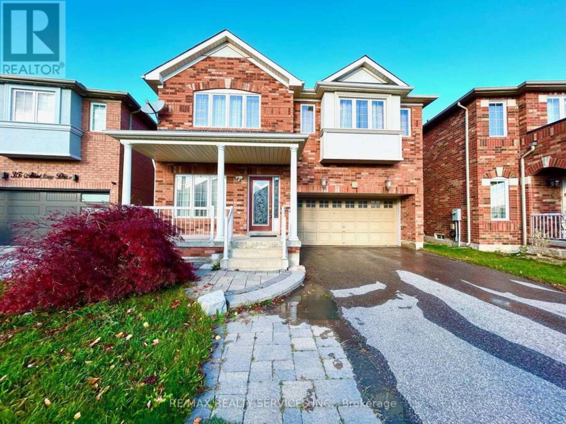 37 ABBOTSBURY DRIVE Brampton