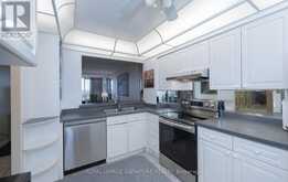 1405 - 8501 BAYVIEW AVENUE Richmond Hill