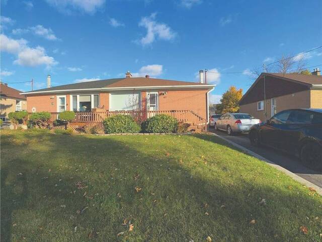 61 RAYLAWN CRESCENT Halton Hills Ontario